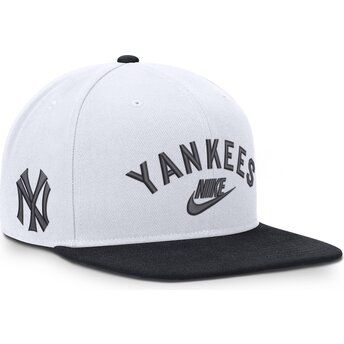 Cap ravna white snapback Cooperstown Dri-Fit Pro Structured Square Bill New York Yankees MLB Nike