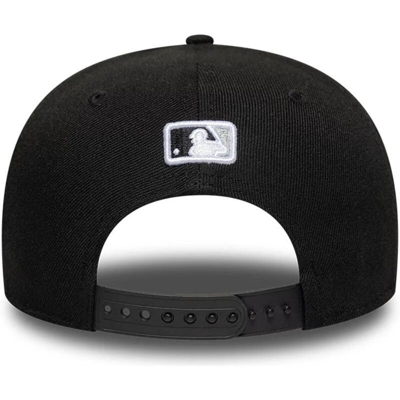 kapa-zaobljena-crna-snapback-9seventy-stretch-snap-player-replica-chicago-white-sox-mlb-new-era