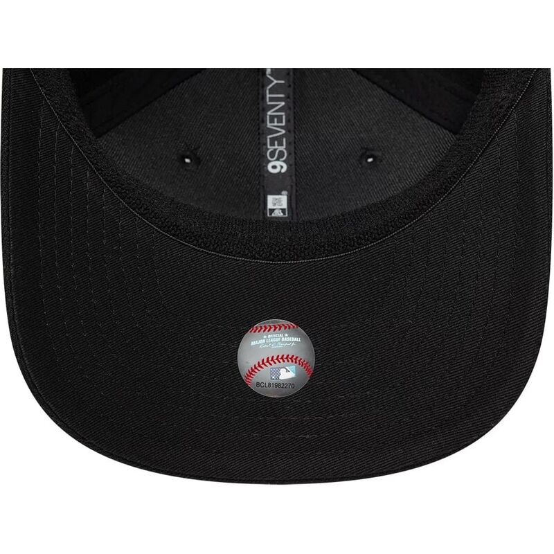 kapa-zaobljena-crna-snapback-9seventy-stretch-snap-player-replica-chicago-white-sox-mlb-new-era