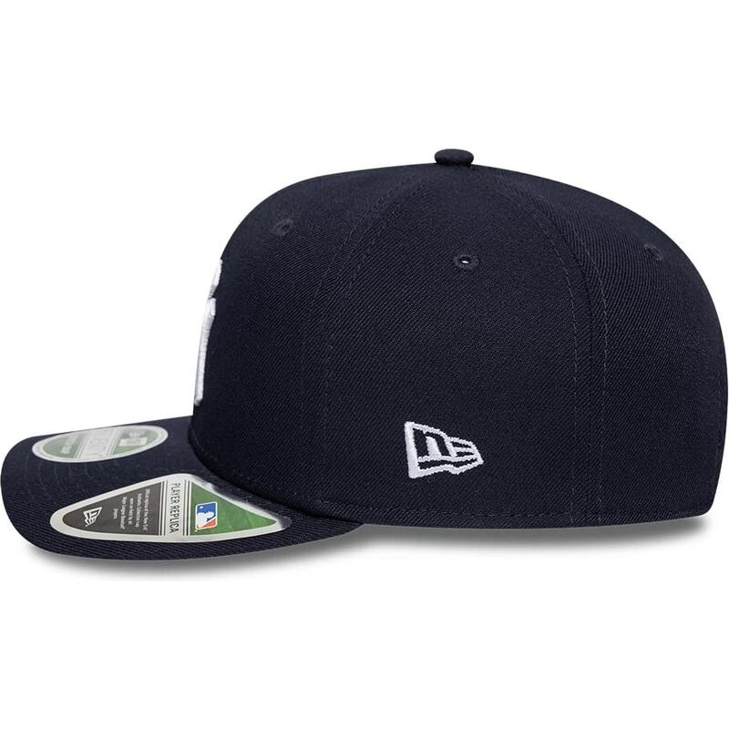 kapa-zaobljena-mornarsko-plava-snapback-9seventy-stretch-snap-player-replica-new-york-yankees-mlb-new-era