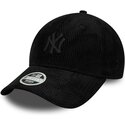 kapa-zaobljena-crna-podesiv-9forty-cord-new-york-yankees-mlb-new-era