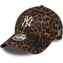 kapa-zaobljena-leopard-podesiv-9forty-leopard-cosy-new-york-yankees-mlb-new-era