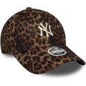kapa-zaobljena-leopard-podesiv-9forty-leopard-cosy-new-york-yankees-mlb-new-era
