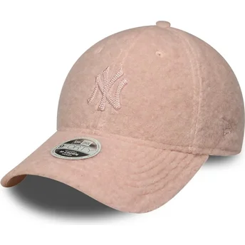 Kapa zaobljena ružičasta snapback rosa 9FORTY M-Crown Winter Borg New York Yankees MLB New Era