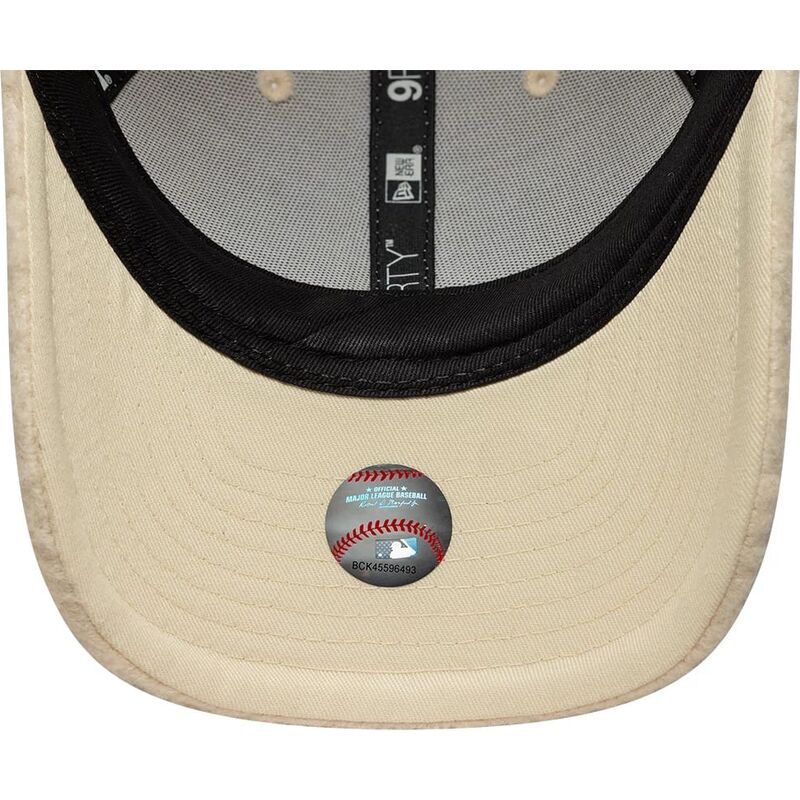 kapa-zaobljena-bez-snapback-9forty-m-crown-winter-borg-los-angeles-dodgers-mlb-new-era kapa-zaobljena-bez-snapback-9forty-m-crown-winter-borg-los-angeles-dodgers-mlb-new-era