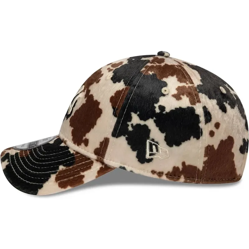 kapa-zaobljena-smeda-podesiv-9twenty-animal-print-new-york-yankees-mlb-new-era