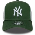 kapa-zaobljena-zelena-snapback-a-frame-league-essential-new-york-yankees-mlb-new-era