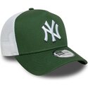 kapa-zaobljena-zelena-snapback-a-frame-league-essential-new-york-yankees-mlb-new-era