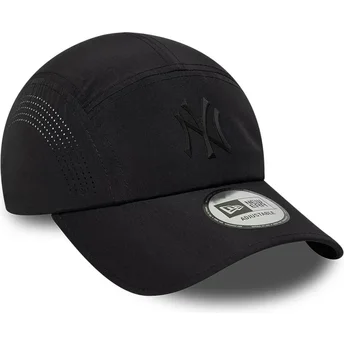 Kapa zaobljena crna snapback Runner Tech Midi New York Yankees MLB New Era