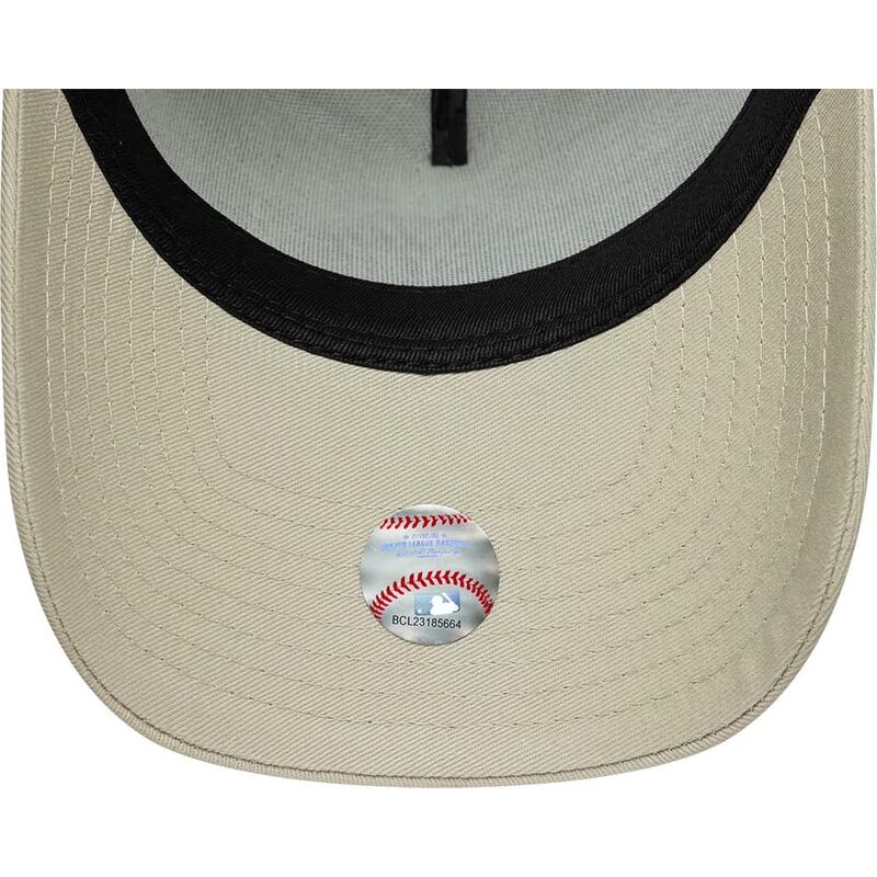 kapa-zaobljena-bez-snapback-e-frame-league-essential-new-york-yankees-mlb-new-era