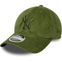 kapa-zaobljena-zelena-podesiv-9forty-m-crown-cord-new-york-yankees-mlb-new-era