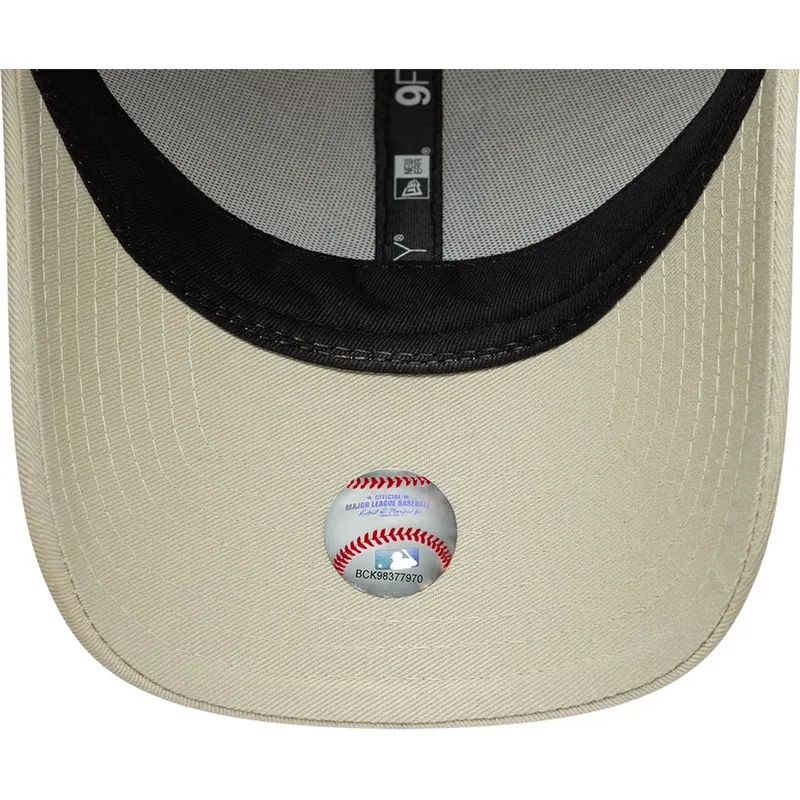 kapa-zaobljena-bez-podesiv-9forty-faux-pony-infill-los-angeles-dodgers-mlb-new-era