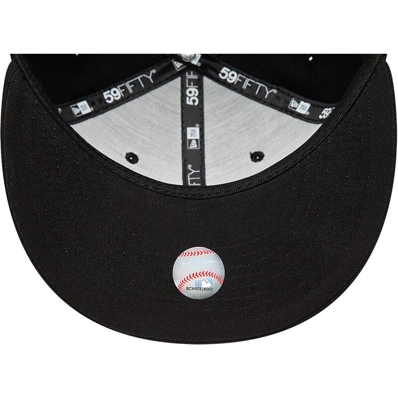 kapa-ravna-crna-prilagodena-59fifty-chicago-white-sox-mlb-new-era