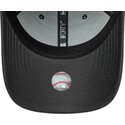 kapa-zaobljena-siva-podesiv-9forty-metallic-outline-new-york-yankees-mlb-new-era