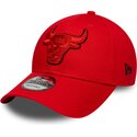 kapa-zaobljena-crvena-podesiv-9forty-outline-chicago-bulls-nba-new-era