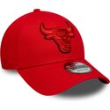 kapa-zaobljena-crvena-podesiv-9forty-outline-chicago-bulls-nba-new-era