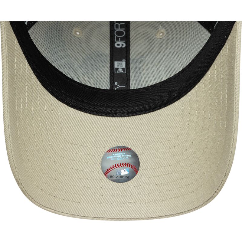 kapa-zaobljena-bez-podesiv-9forty-outdoor-icon-los-angeles-dodgers-mlb-new-era