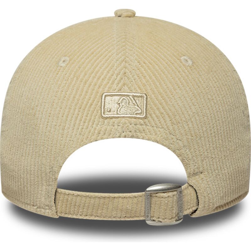 kapa-zaobljena-bez-podesiv-9forty-m-crown-cord-new-york-yankees-mlb-new-era