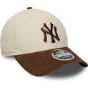 kapa-zaobljena-smeda-podesiv-9forty-m-crown-cord-new-york-yankees-mlb-new-era