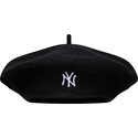beretke-crna-wool-script-new-york-yankees-mlb-new-era