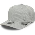 kapa-zaobljena-siva-snapback-9seventy-stretch-snap-mesh-flawless-new-york-yankees-mlb-new-era