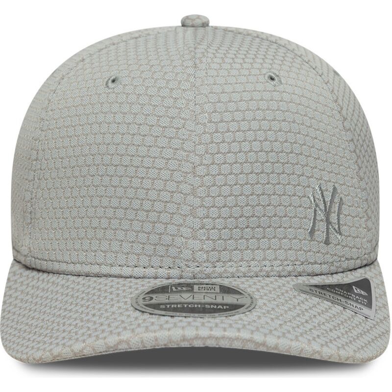 kapa-zaobljena-siva-snapback-9seventy-stretch-snap-mesh-flawless-new-york-yankees-mlb-new-era kapa-zaobljena-siva-snapback-9seventy-stretch-snap-mesh-flawless-new-york-yankees-mlb-new-era