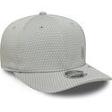 kapa-zaobljena-siva-snapback-9seventy-stretch-snap-mesh-flawless-new-york-yankees-mlb-new-era