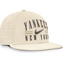 kapa-ravna-bez-prilagodena-dri-fit-true-structured-aero-bill-new-york-yankees-mlb-nike
