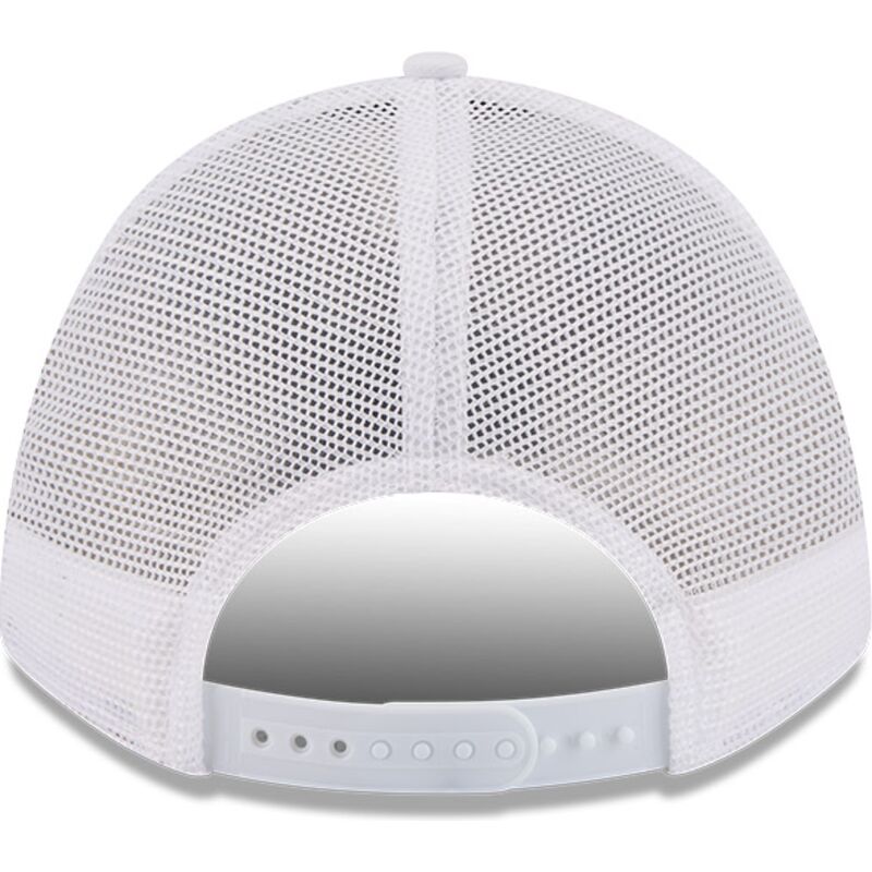 kapa-zaobljena-bijela-snapback-9forty-m-crown-a-frame-all-over-new-york-yankees-mlb-new-era