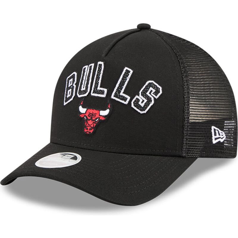 kapa-zaobljena-crna-snapback-9forty-m-crown-a-frame-pomp-chicago-bulls-nba-new-era