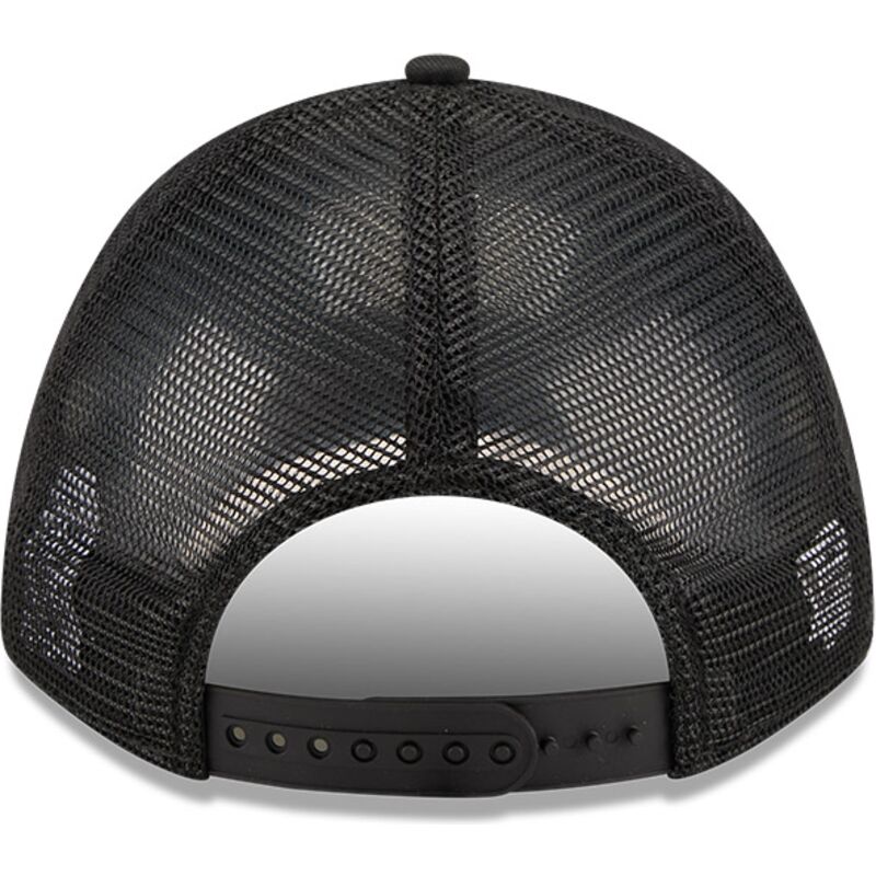 kapa-zaobljena-crna-snapback-9forty-m-crown-a-frame-pomp-chicago-bulls-nba-new-era