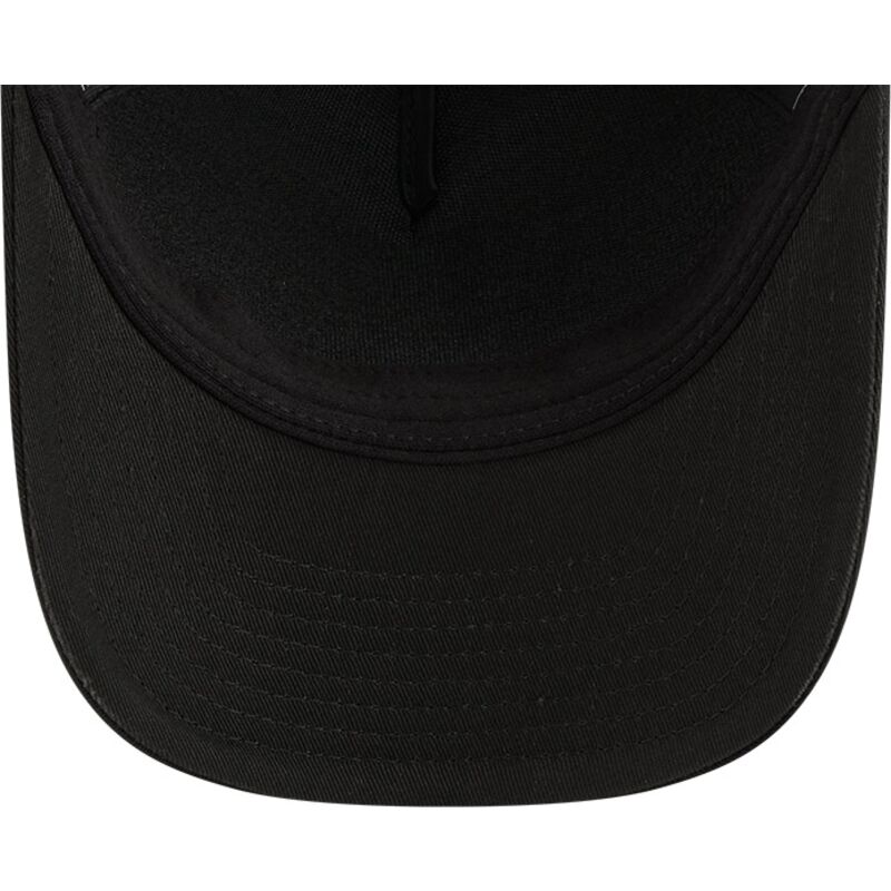 kapa-zaobljena-crna-snapback-9forty-m-crown-a-frame-pomp-chicago-bulls-nba-new-era