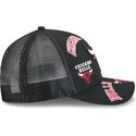 kapa-zaobljena-crna-snapback-9forty-m-crown-a-frame-all-over-chicago-bulls-nba-new-era