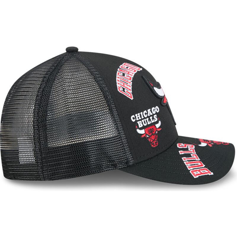 kapa-zaobljena-crna-snapback-9forty-m-crown-a-frame-all-over-chicago-bulls-nba-new-era