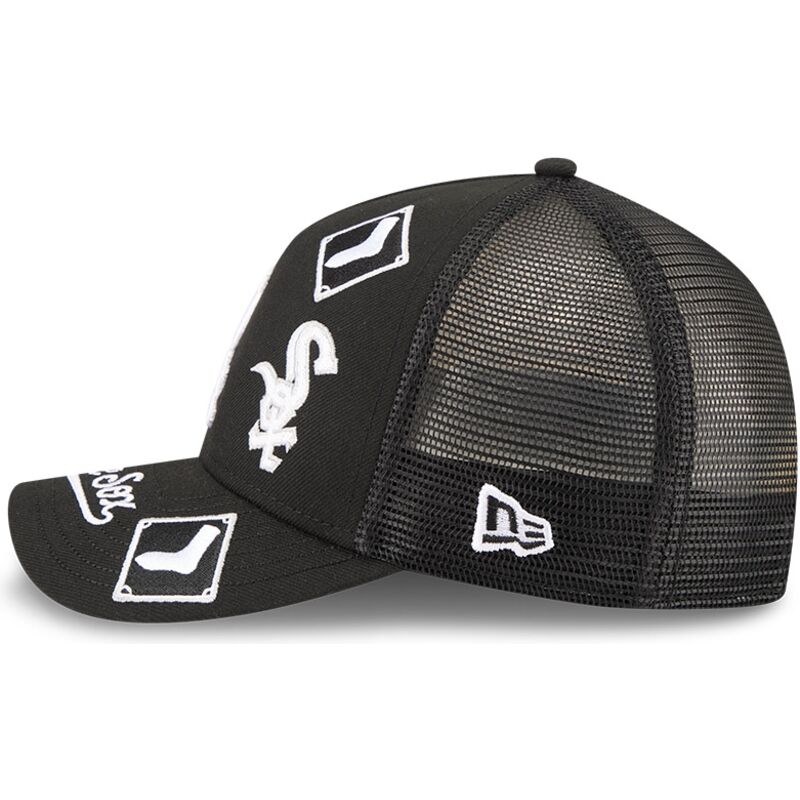 kapa-zaobljena-crna-snapback-9forty-m-crown-a-frame-all-over-chicago-white-sox-mlb-new-era kapa-zaobljena-crna-snapback-9forty-m-crown-a-frame-all-over-chicago-white-sox-mlb-new-era