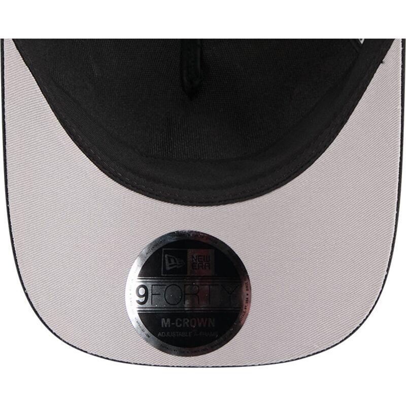 kapa-zaobljena-crna-snapback-9forty-m-crown-a-frame-all-over-chicago-white-sox-mlb-new-era kapa-zaobljena-crna-snapback-9forty-m-crown-a-frame-all-over-chicago-white-sox-mlb-new-era