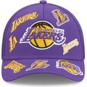 kapa-zaobljena-ljubicasta-snapback-9forty-m-crown-a-frame-all-over-los-angeles-lakers-nba-new-era