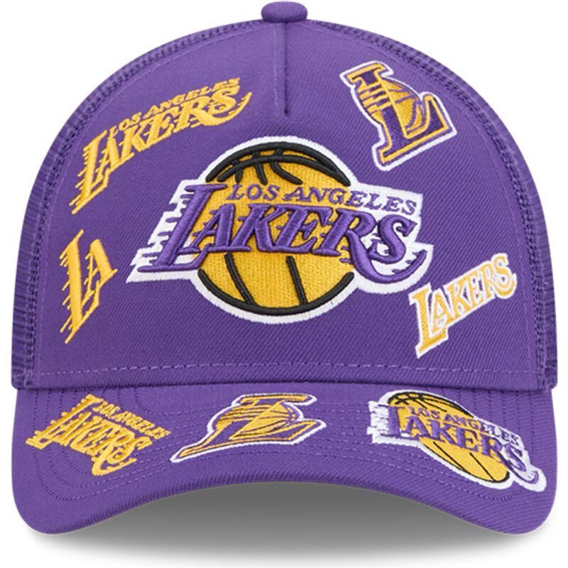 kapa-zaobljena-ljubicasta-snapback-9forty-m-crown-a-frame-all-over-los-angeles-lakers-nba-new-era kapa-zaobljena-ljubicasta-snapback-9forty-m-crown-a-frame-all-over-los-angeles-lakers-nba-new-era