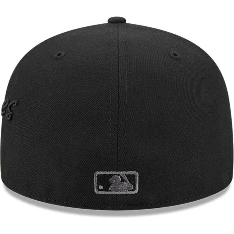 kapa-ravna-crna-prilagodena-59fifty-side-script-new-york-yankees-mlb-new-era