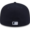 kapa-ravna-mornarsko-plava-prilagodena-59fifty-rhinestone-badge-new-york-yankees-mlb-new-era