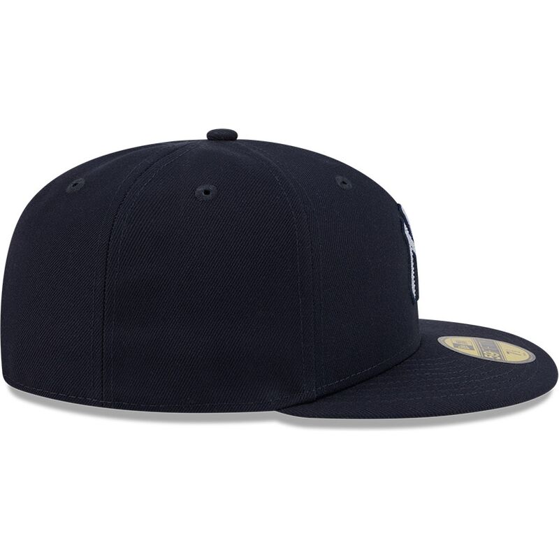 kapa-ravna-mornarsko-plava-prilagodena-59fifty-rhinestone-badge-new-york-yankees-mlb-new-era