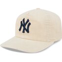 kapa-zaobljena-bez-podesiv-19twenty-na-lifestyle-f1-new-york-yankees-mlb-new-era