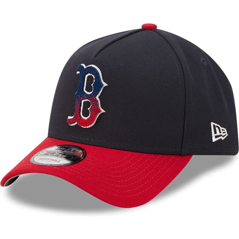 kapa-zaobljena-mornarsko-plava-snapback-9forty-a-frame-na-lifestyle-f1-boston-red-sox-mlb-new-era kapa-zaobljena-mornarsko-plava-snapback-9forty-a-frame-na-lifestyle-f1-boston-red-sox-mlb-new-era