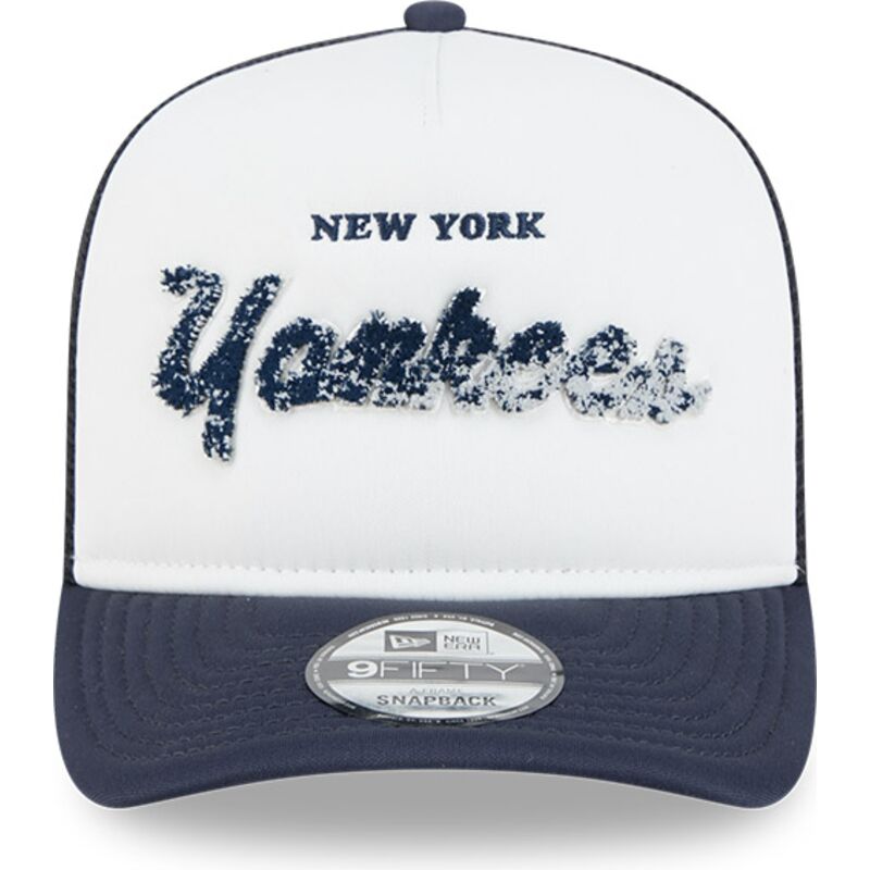 kapa-zaobljena-mornarsko-plava-snapback-9fifty-a-frame-na-lifestyle-f1-new-york-yankees-mlb-new-era