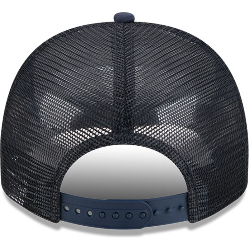 kapa-zaobljena-mornarsko-plava-snapback-9fifty-a-frame-na-lifestyle-f1-new-york-yankees-mlb-new-era