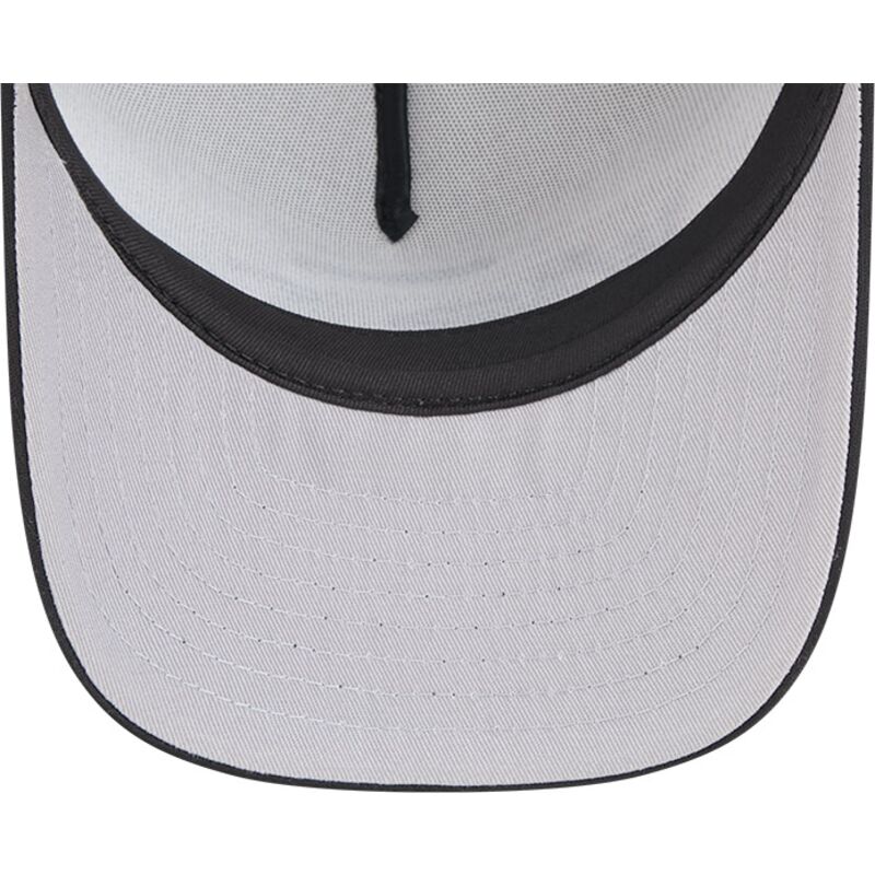 kapa-zaobljena-crna-snapback-9fifty-a-frame-na-lifestyle-f1-chicago-white-sox-mlb-new-era