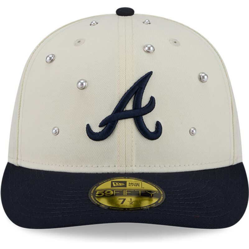 kapa-zaobljena-bez-prilagodena-59fifty-beads-na-lifestyle-f1-atlanta-braves-mlb-new-era kapa-zaobljena-bez-prilagodena-59fifty-beads-na-lifestyle-f1-atlanta-braves-mlb-new-era