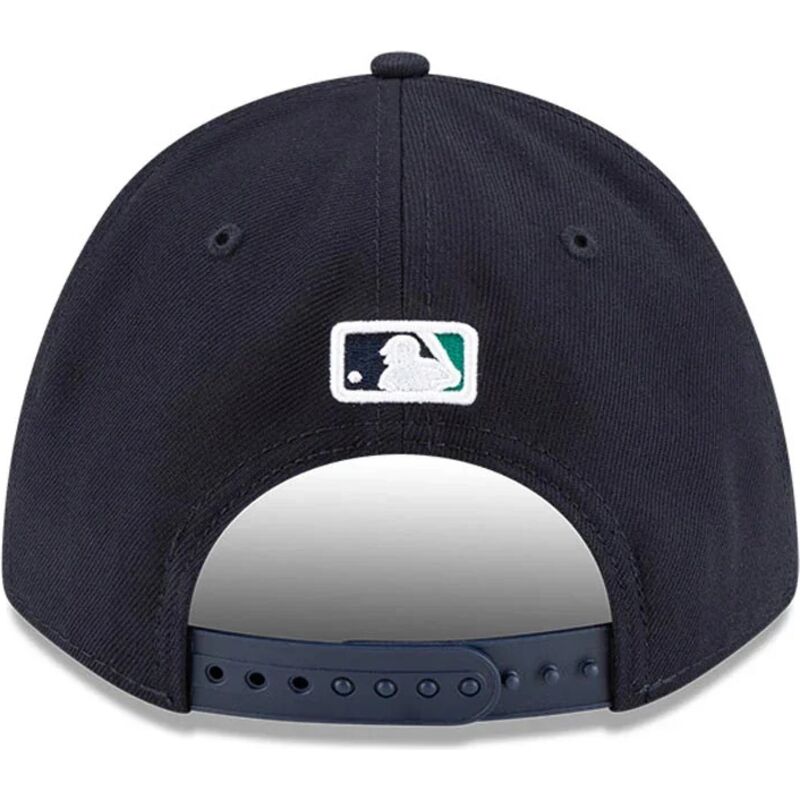kapa-zaobljena-mornarsko-plava-snapback-9forty-m-crown-player-replica-seattle-mariners-mlb-new-era kapa-zaobljena-mornarsko-plava-snapback-9forty-m-crown-player-replica-seattle-mariners-mlb-new-era