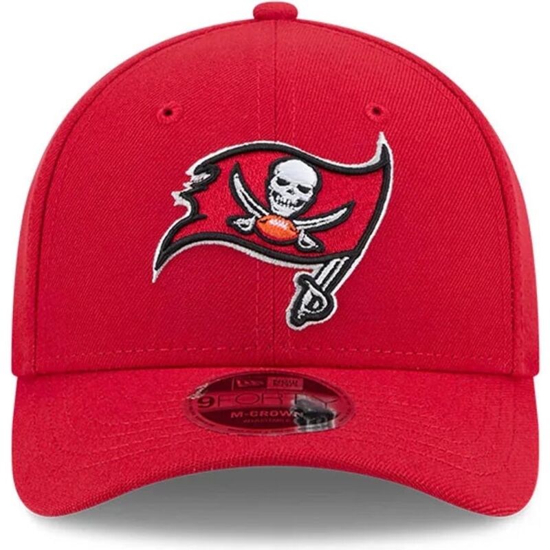 kapa-zaobljena-smeda-snapback-9forty-m-crown-team-tampa-bay-buccaneers-nfl-new-era