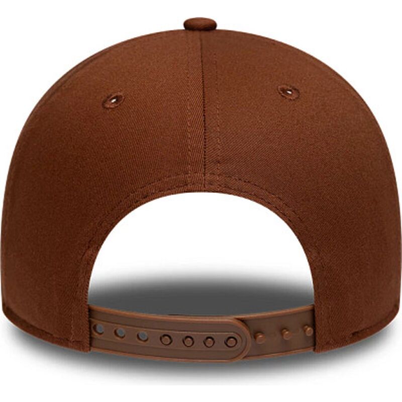 kapa-zaobljena-smeda-snapback-9forty-team-chelsea-football-club-premier-league-new-era kapa-zaobljena-smeda-snapback-9forty-team-chelsea-football-club-premier-league-new-era